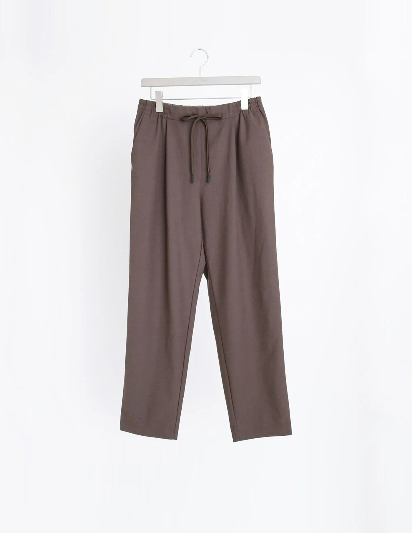 242-740611 1TUCK TAPERED EZ PANTS (SOLID)