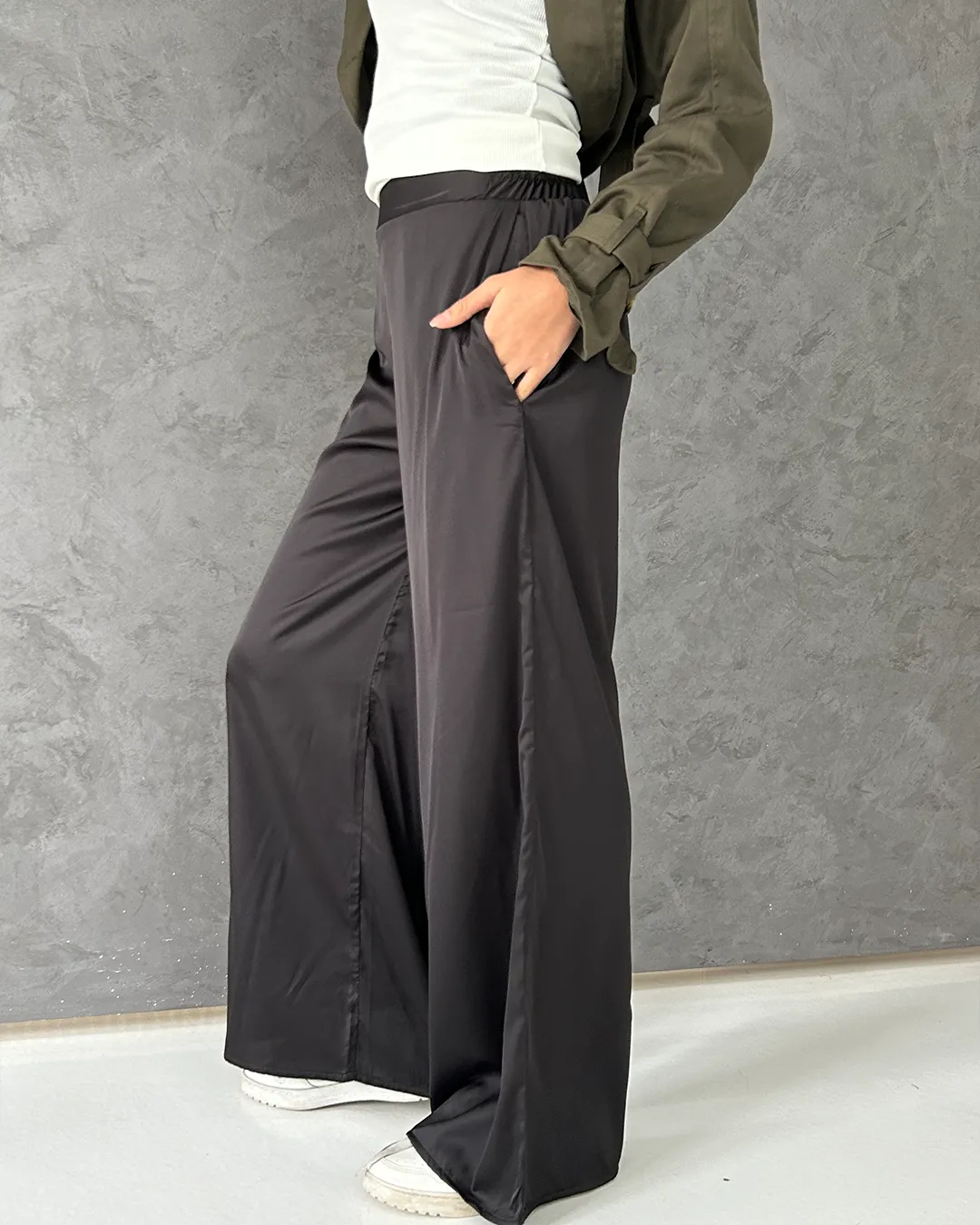 Black Silk Wide Pants