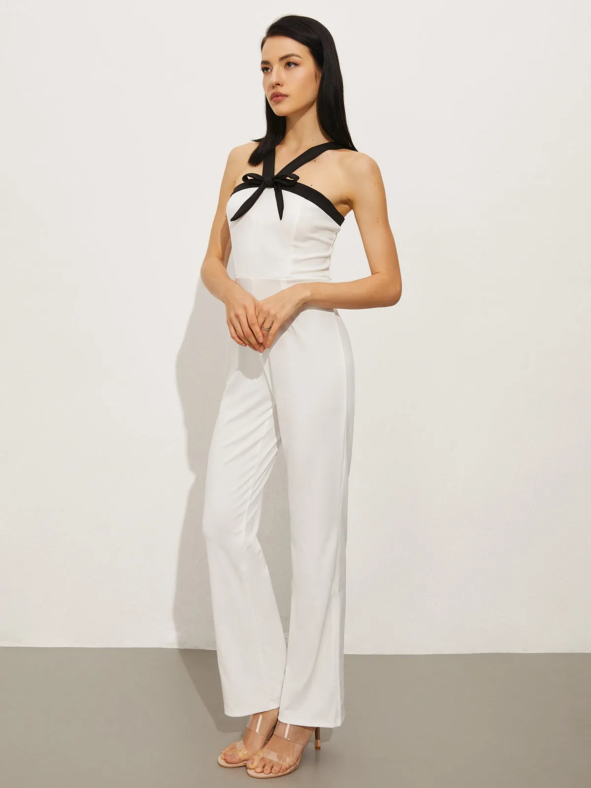 Contrast Trim Halter Bow Jumpsuit